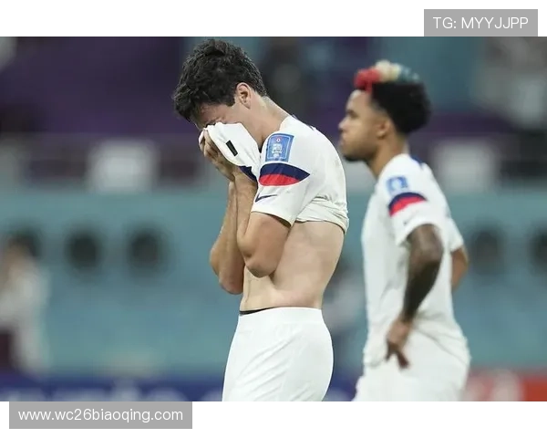 分析世界杯16强产生10席的比赛中出现的意外情况与惊喜瞬间